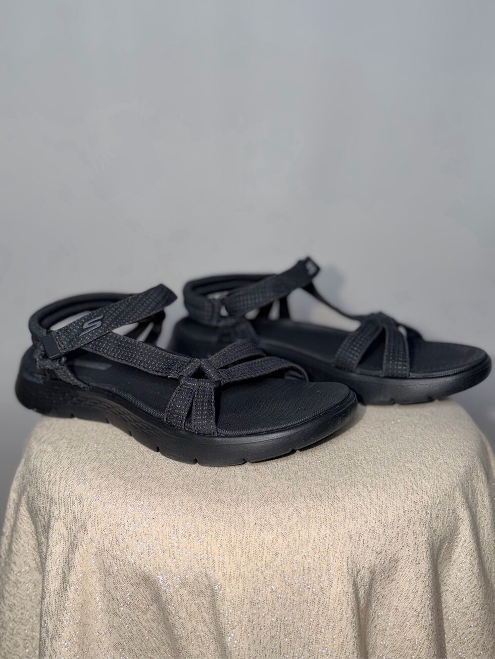 Skechers On-The-Go 600 Brilliancy Women's Black Strappy Sport Sandals Size - 8